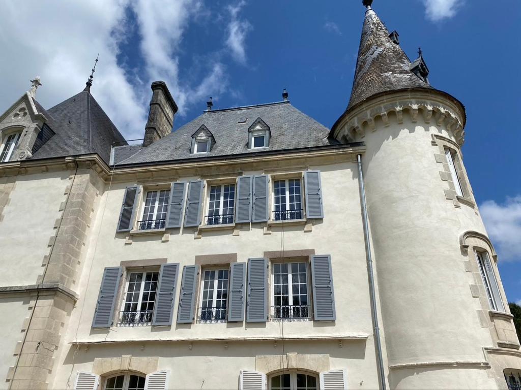 Chateau De La Chabroulie Isle Exterior photo